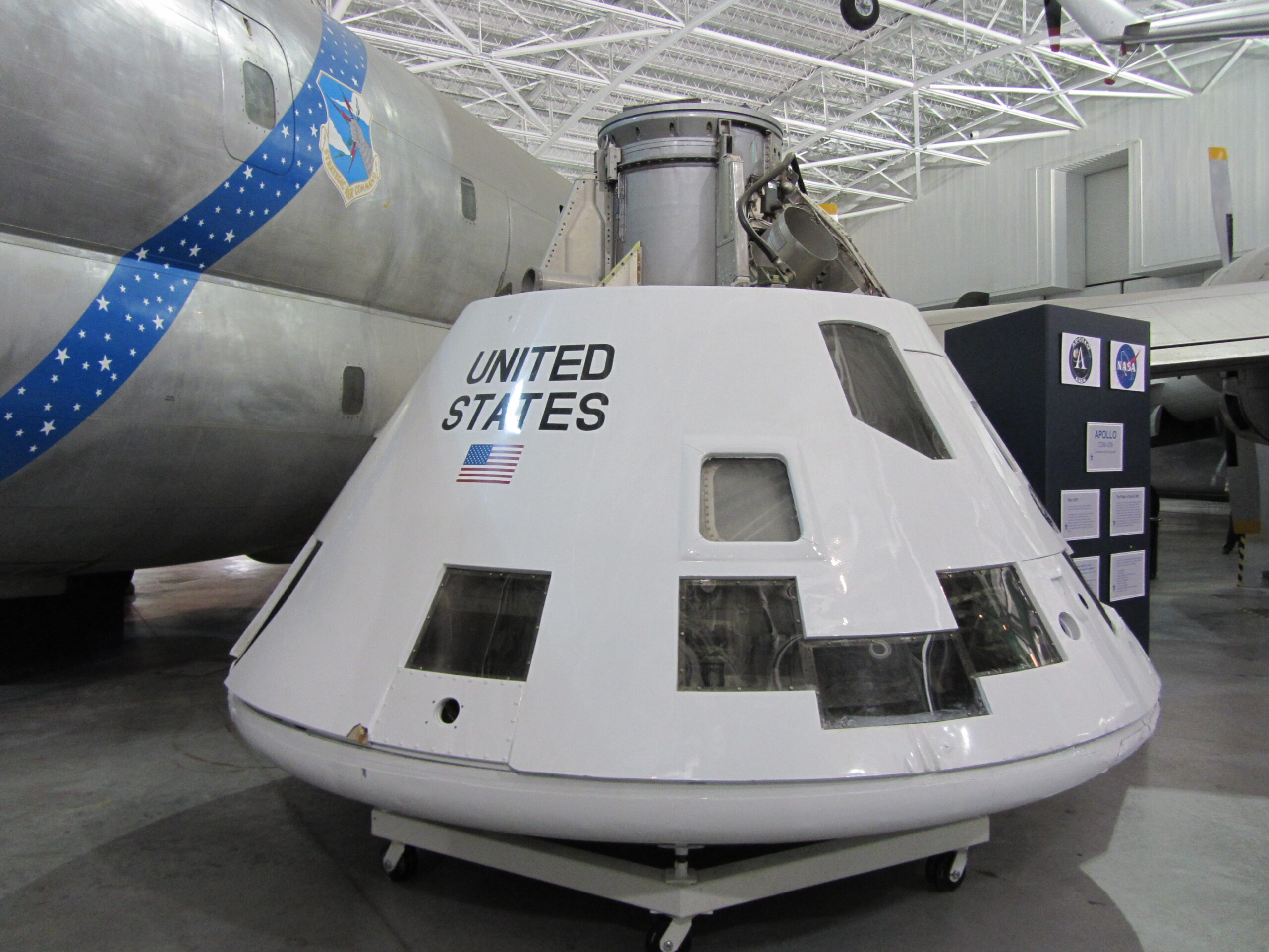 Apollo Command Module CM-009. (HrAtsuo)